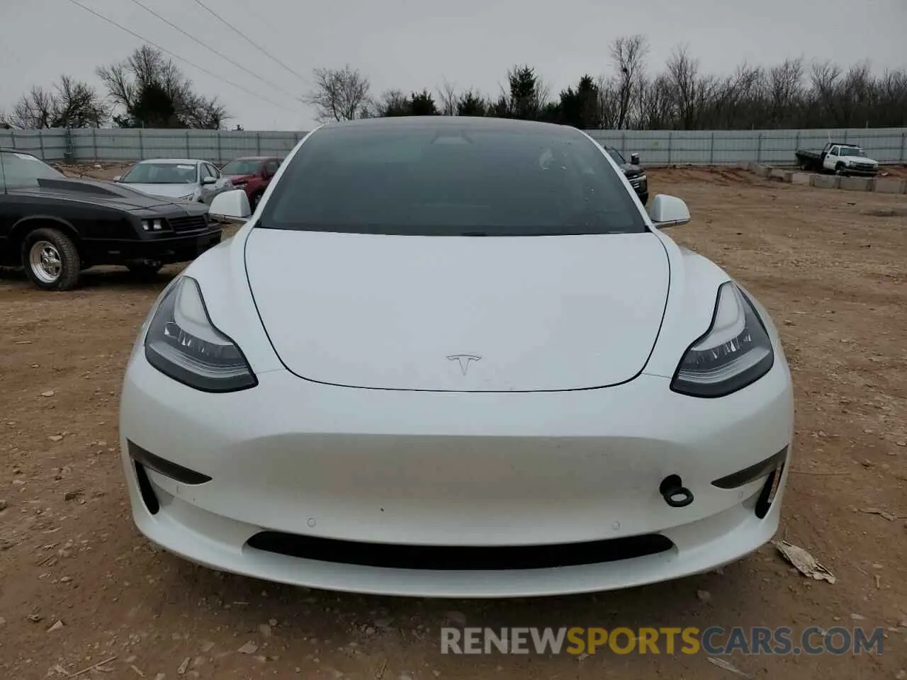 5 fotografías del automóvil dañado 5YJ3E1EAXKF435652 TESLA MODEL 3 2019
