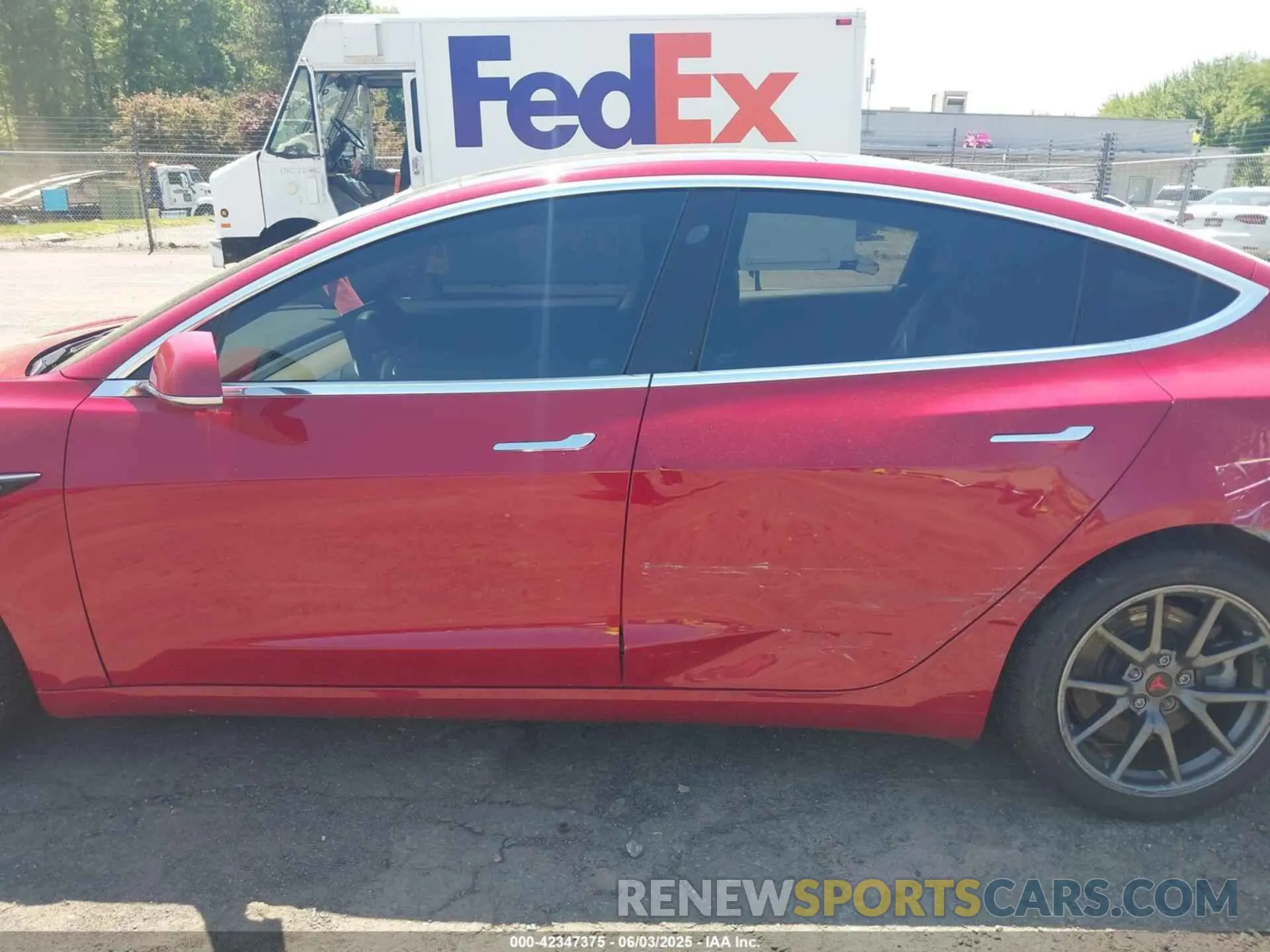 14 fotografías del automóvil dañado 5YJ3E1EAXKF483331 TESLA MODEL 3 2019
