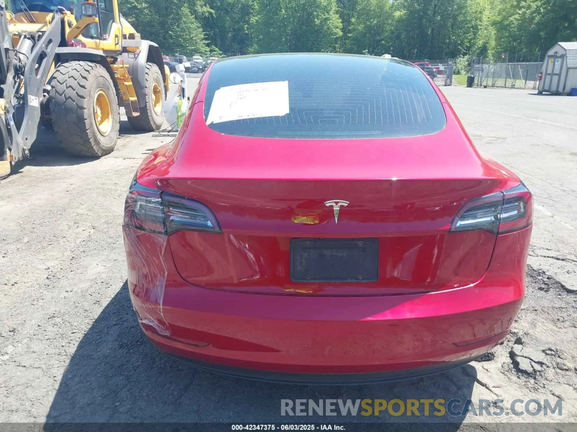 16 fotografías del automóvil dañado 5YJ3E1EAXKF483331 TESLA MODEL 3 2019