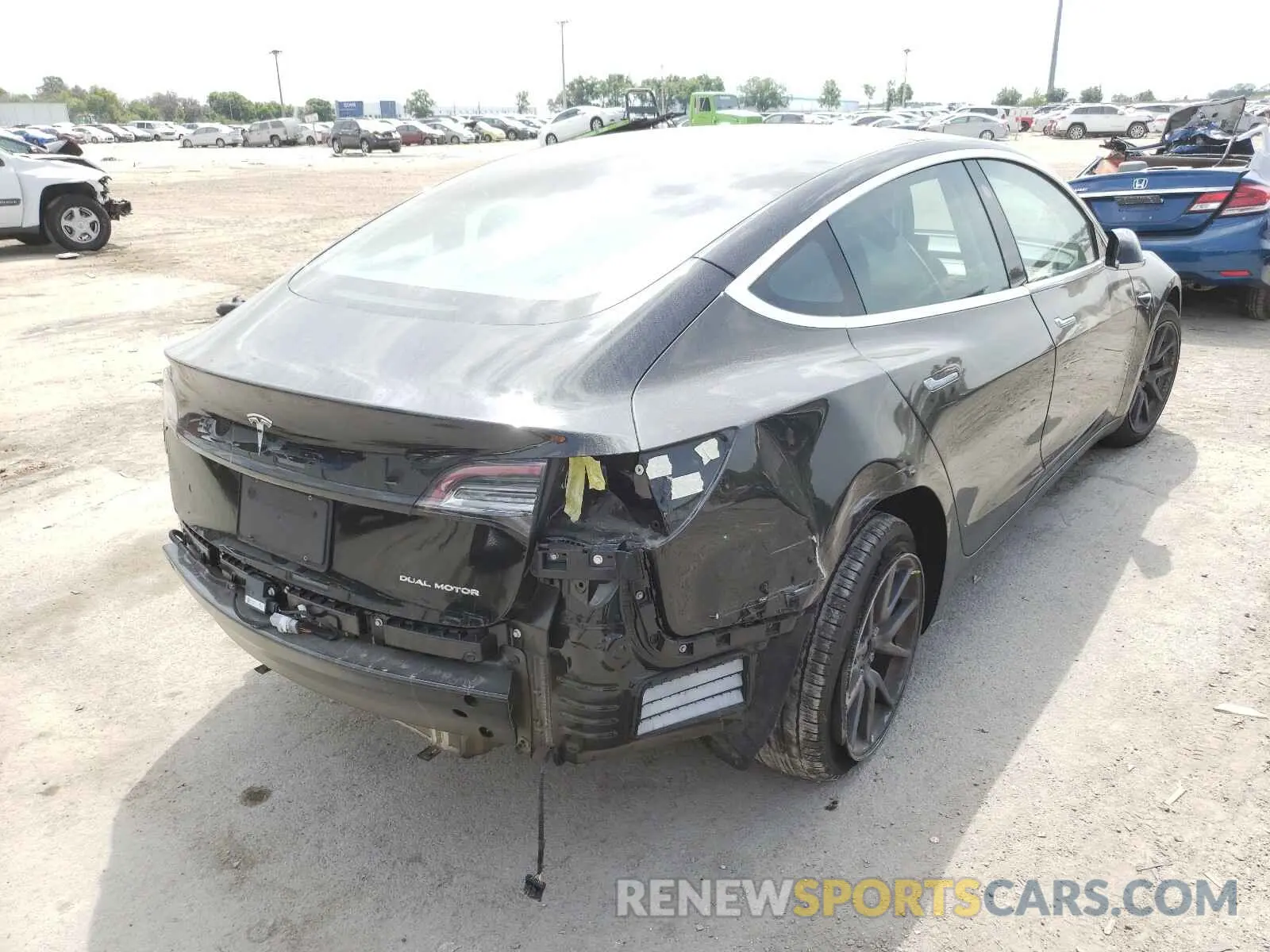 4 fotografías del automóvil dañado 5YJ3E1EB0KF197237 TESLA MODEL 3 2019