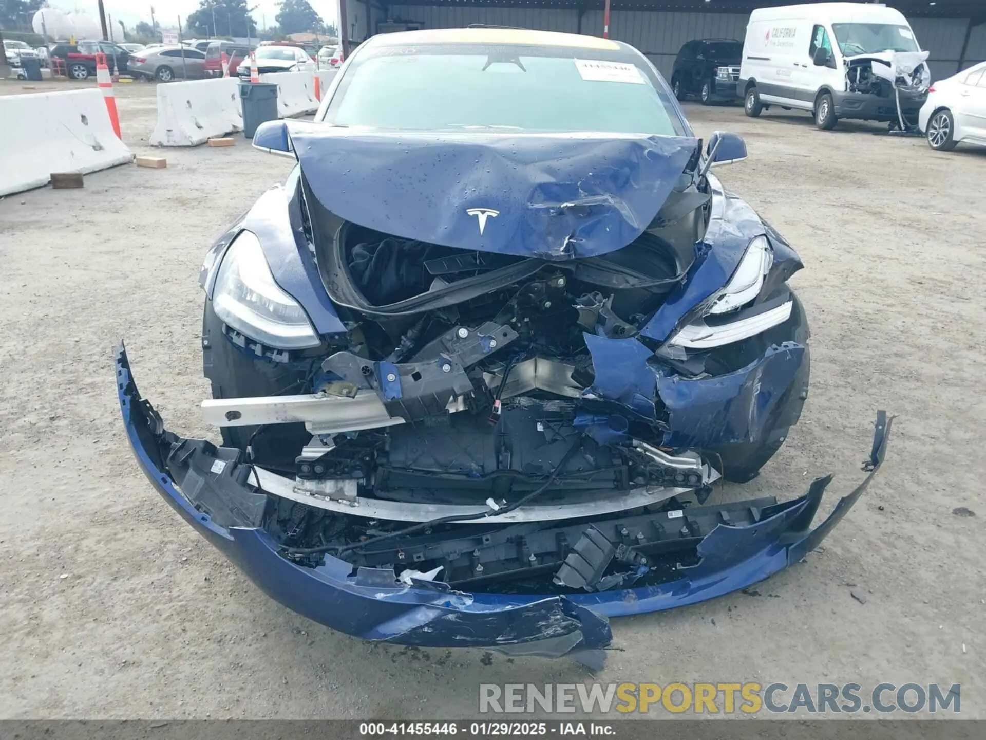 11 fotografías del automóvil dañado 5YJ3E1EB0KF199490 TESLA MODEL 3 2019