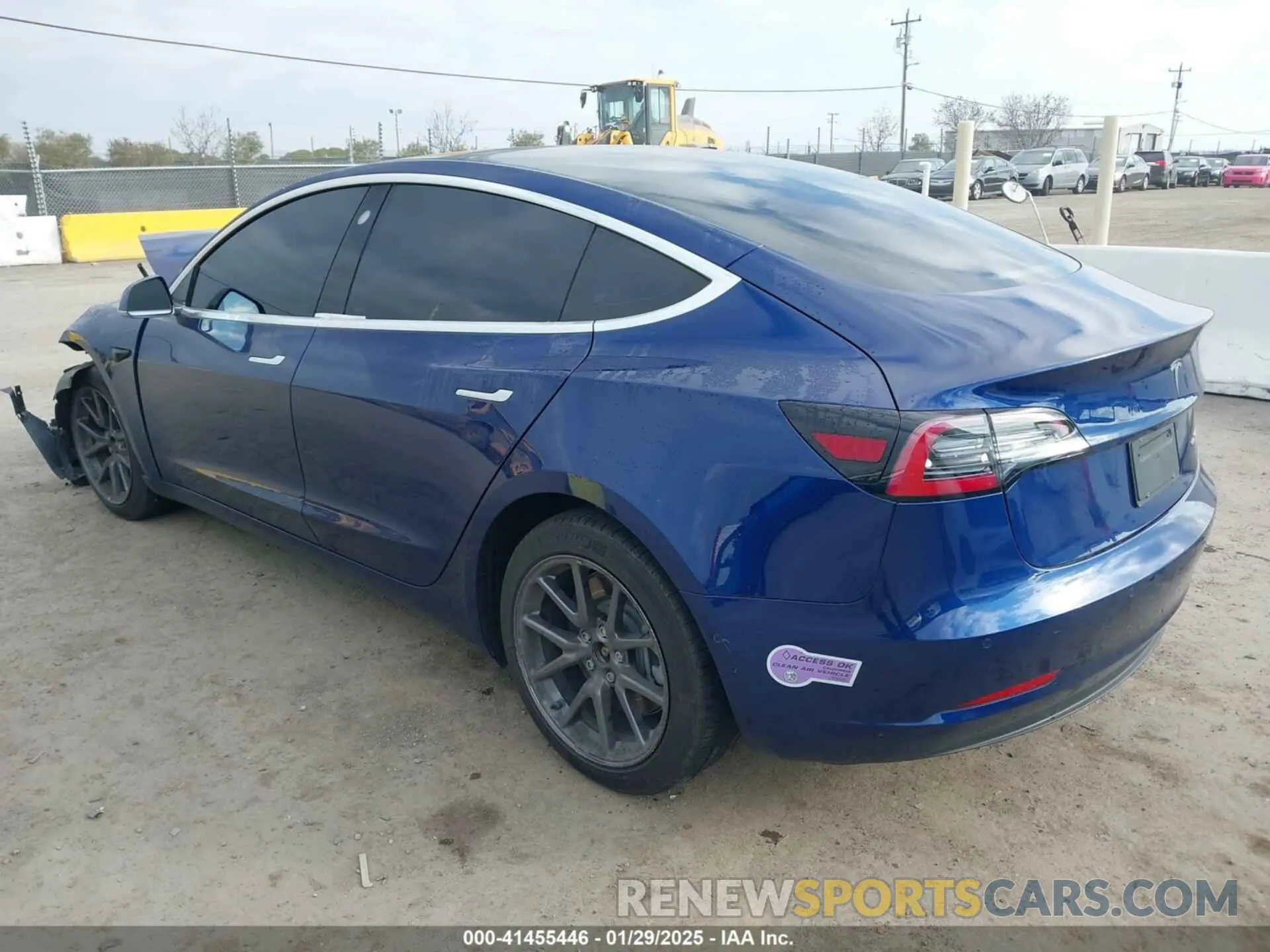 3 fotografías del automóvil dañado 5YJ3E1EB0KF199490 TESLA MODEL 3 2019
