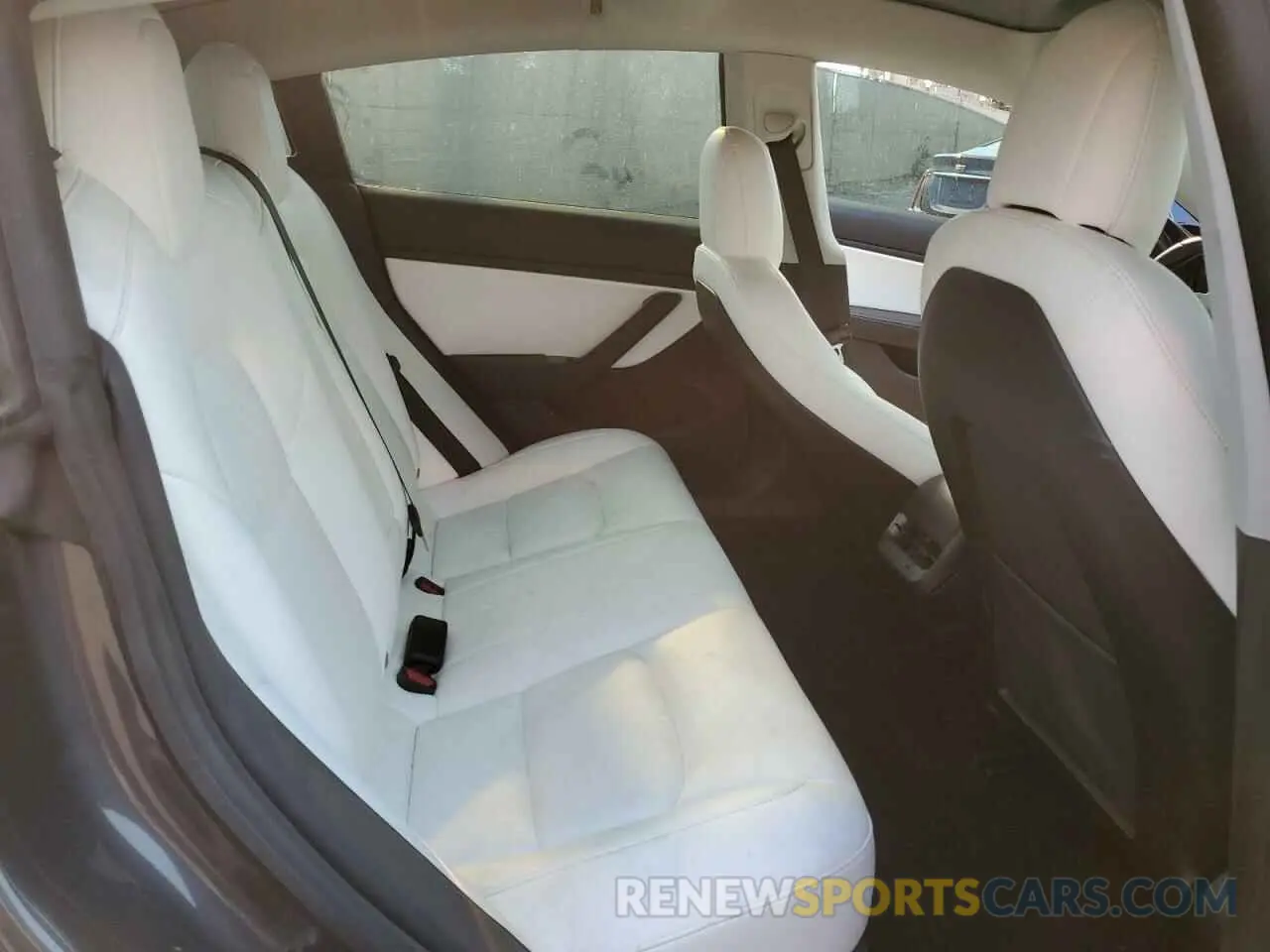 12 fotografías del automóvil dañado 5YJ3E1EB0KF238370 TESLA MODEL 3 2019