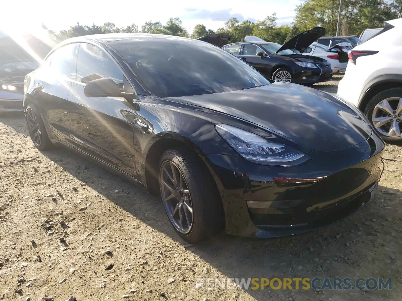 1 fotografías del automóvil dañado 5YJ3E1EB0KF385319 TESLA MODEL 3 2019