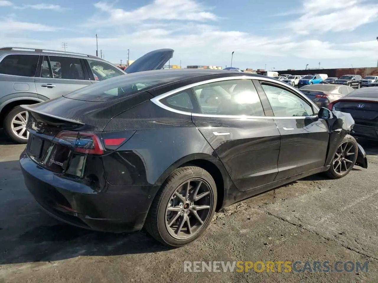 3 fotografías del automóvil dañado 5YJ3E1EB0KF385367 TESLA MODEL 3 2019