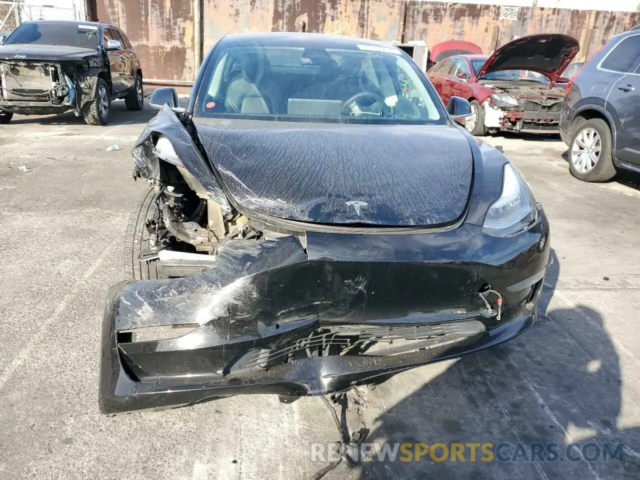 5 fotografías del automóvil dañado 5YJ3E1EB0KF385367 TESLA MODEL 3 2019
