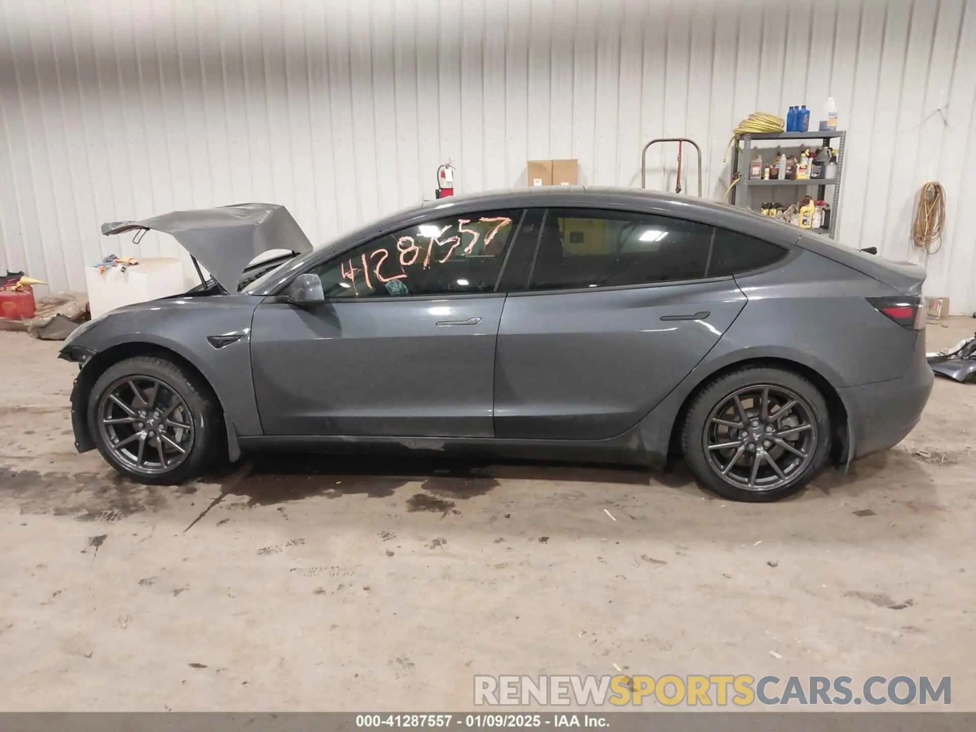 14 fotografías del automóvil dañado 5YJ3E1EB0KF386048 TESLA MODEL 3 2019