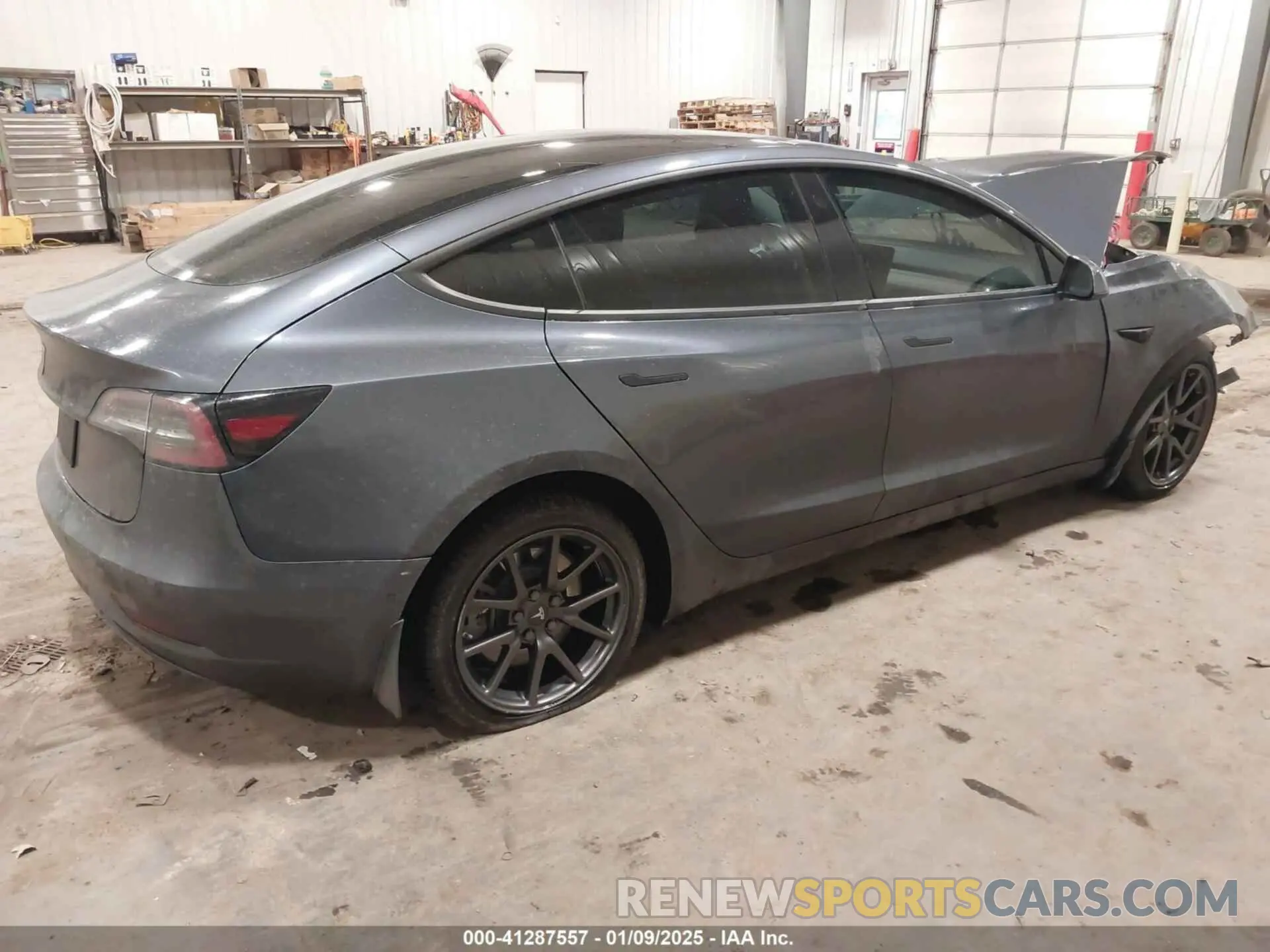 4 fotografías del automóvil dañado 5YJ3E1EB0KF386048 TESLA MODEL 3 2019