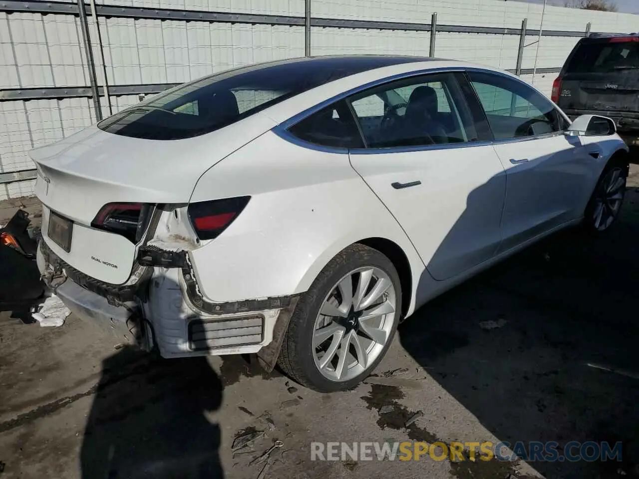 3 fotografías del automóvil dañado 5YJ3E1EB0KF390214 TESLA MODEL 3 2019