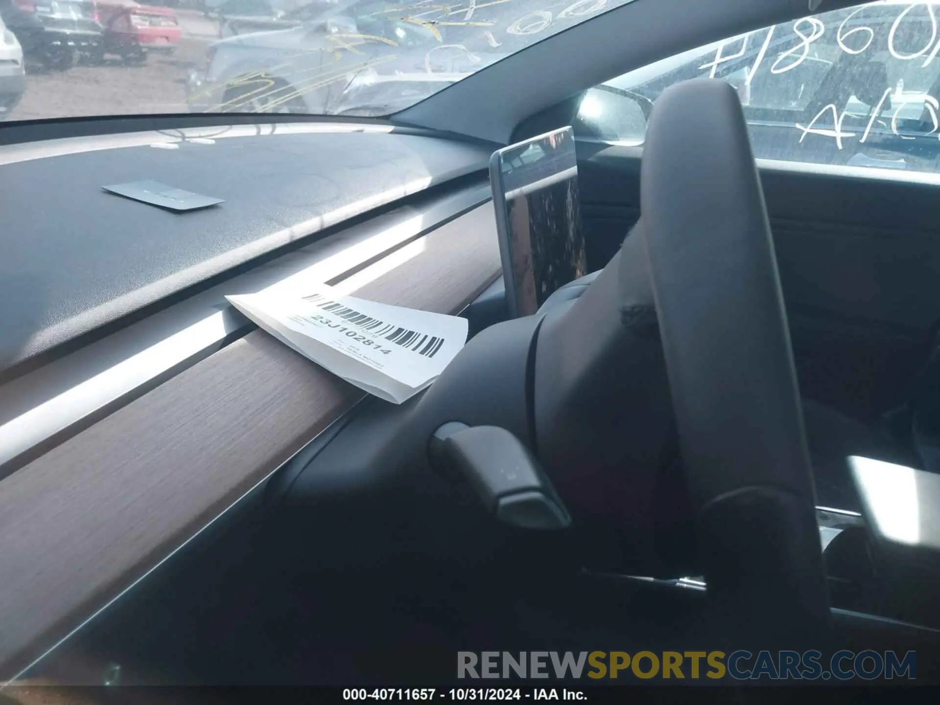 14 fotografías del automóvil dañado 5YJ3E1EB0KF437046 TESLA MODEL 3 2019