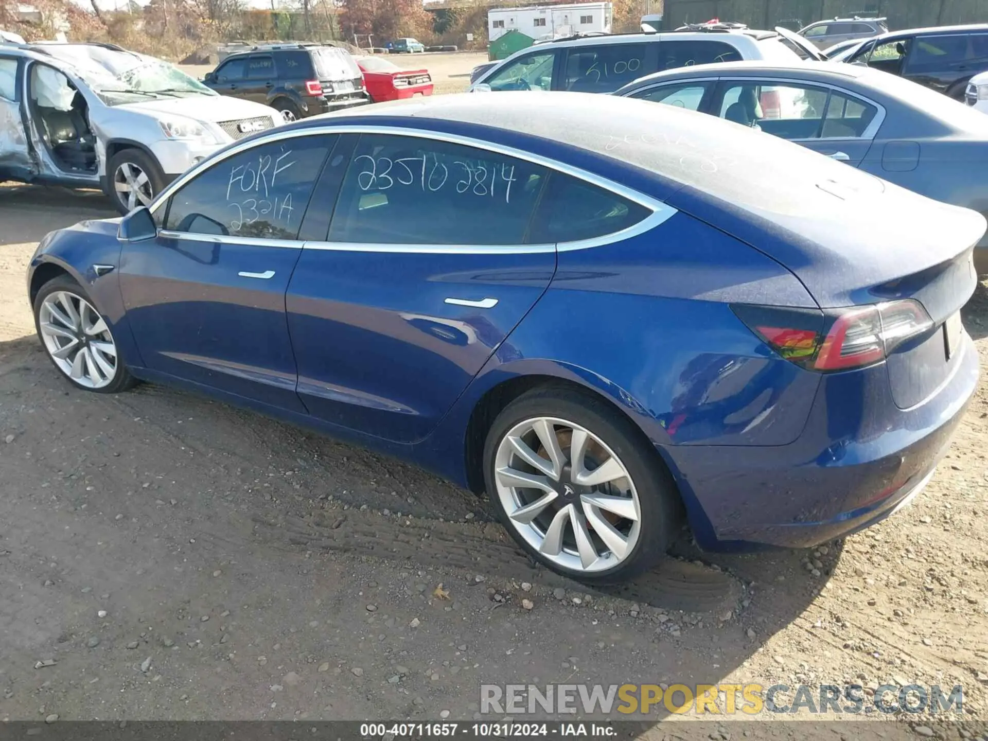 3 fotografías del automóvil dañado 5YJ3E1EB0KF437046 TESLA MODEL 3 2019