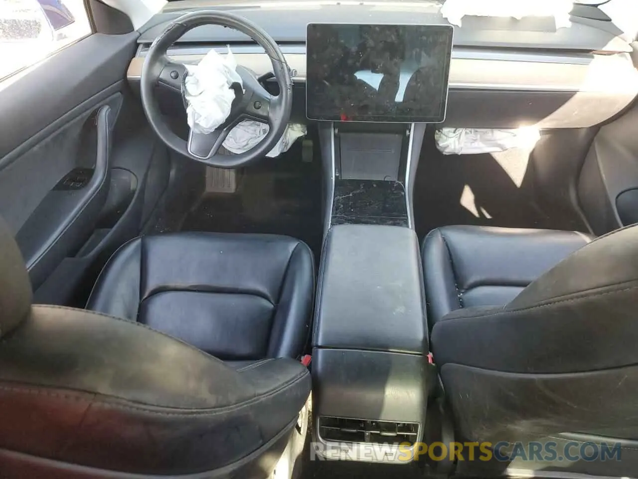 8 fotografías del automóvil dañado 5YJ3E1EB0KF452758 TESLA MODEL 3 2019