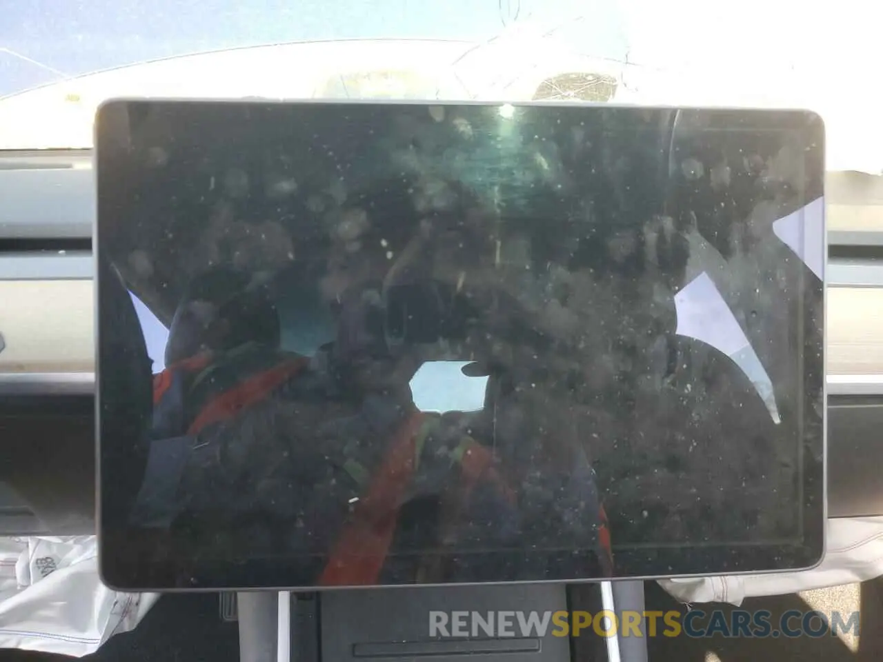 9 fotografías del automóvil dañado 5YJ3E1EB0KF452758 TESLA MODEL 3 2019