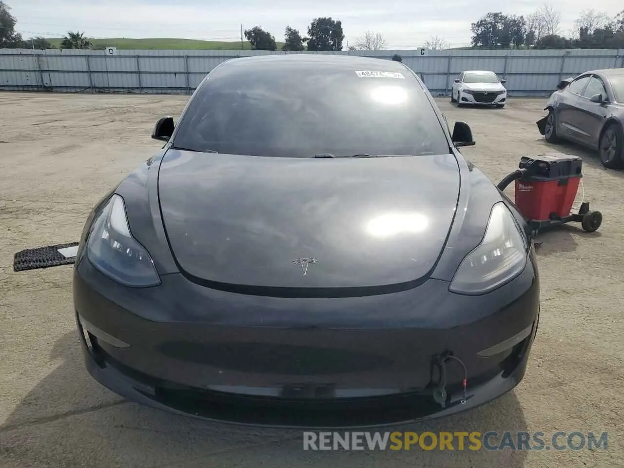 5 fotografías del automóvil dañado 5YJ3E1EB0KF487218 TESLA MODEL 3 2019