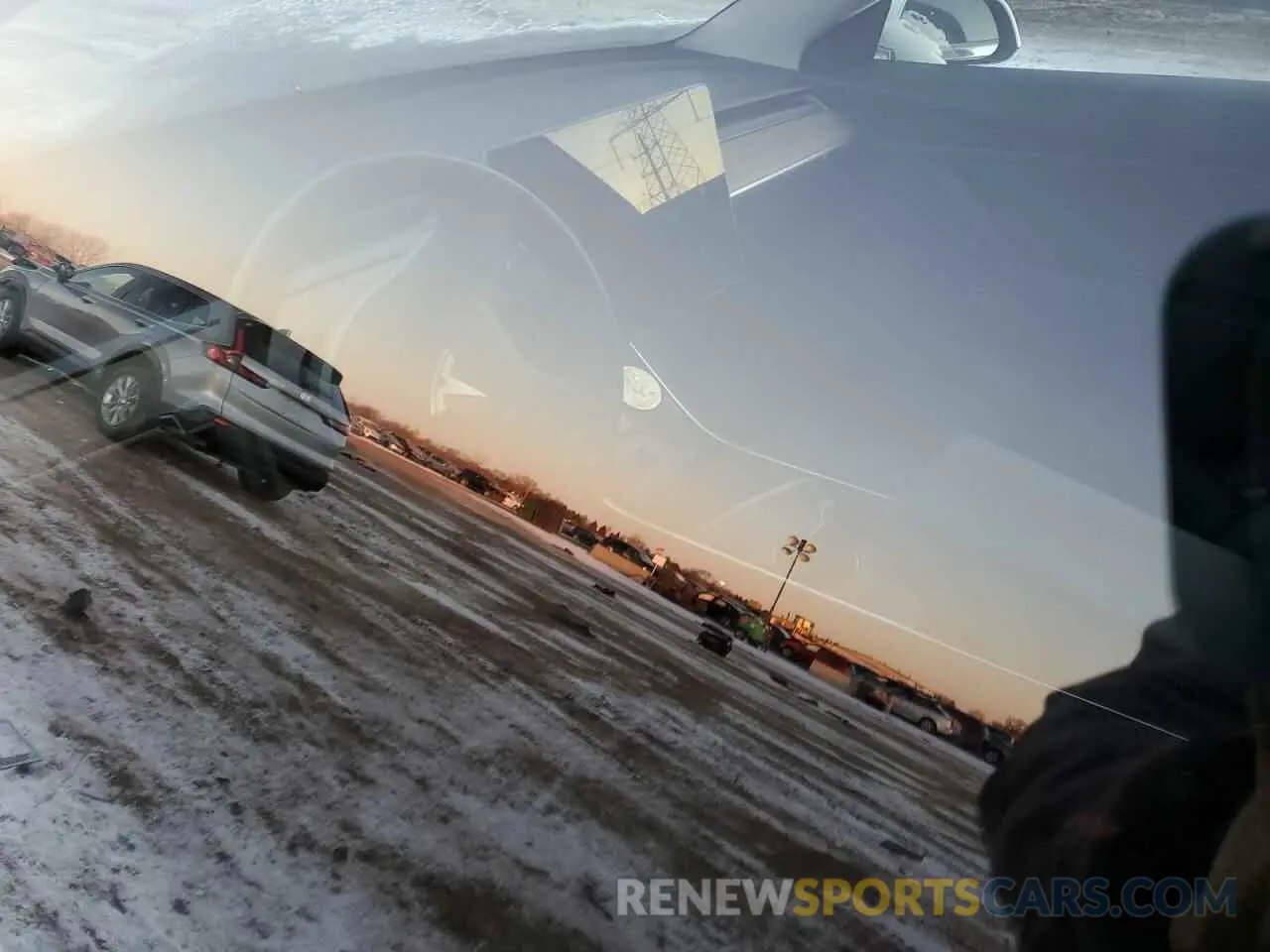 8 fotografías del automóvil dañado 5YJ3E1EB0KF512442 TESLA MODEL 3 2019