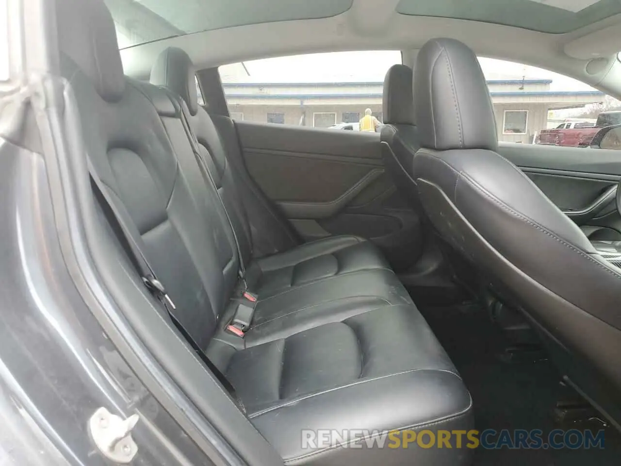 11 fotografías del automóvil dañado 5YJ3E1EB0KF530018 TESLA MODEL 3 2019