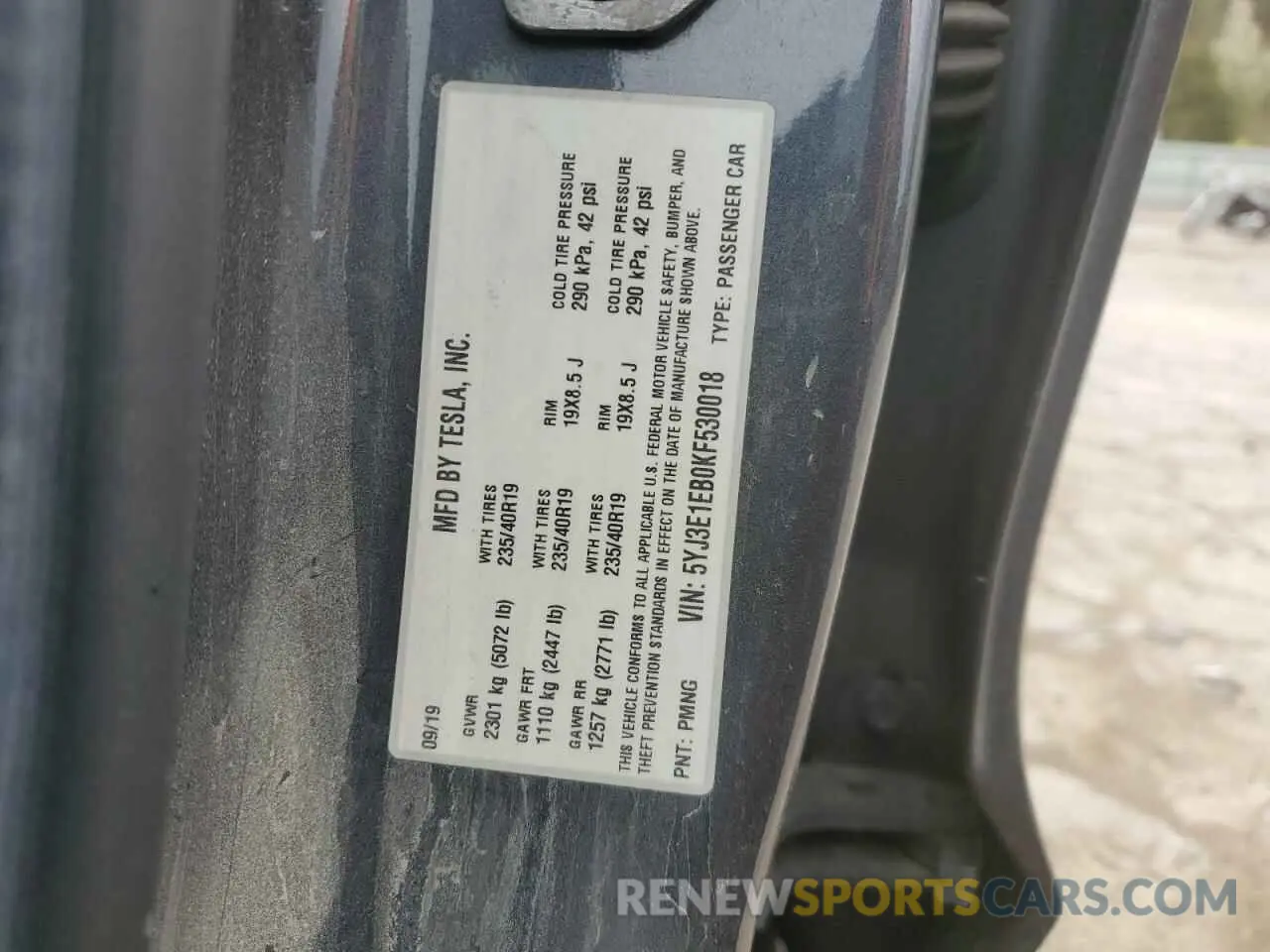 14 fotografías del automóvil dañado 5YJ3E1EB0KF530018 TESLA MODEL 3 2019