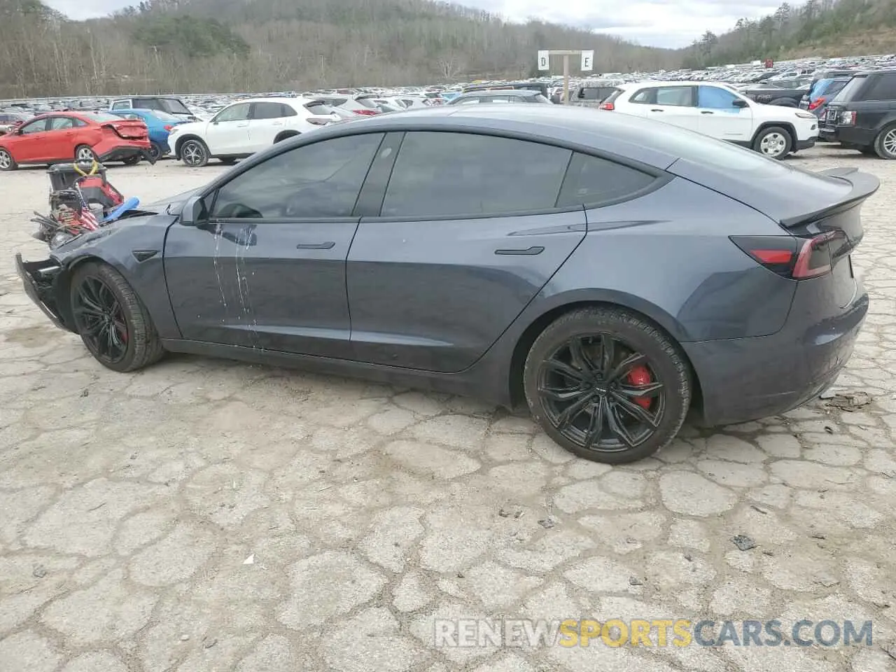 2 fotografías del automóvil dañado 5YJ3E1EB0KF530018 TESLA MODEL 3 2019