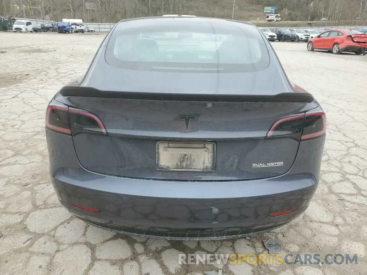 6 fotografías del automóvil dañado 5YJ3E1EB0KF530018 TESLA MODEL 3 2019