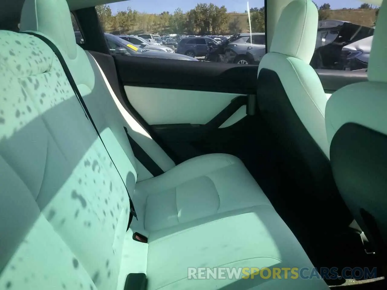 10 fotografías del automóvil dañado 5YJ3E1EB0KF530469 TESLA MODEL 3 2019