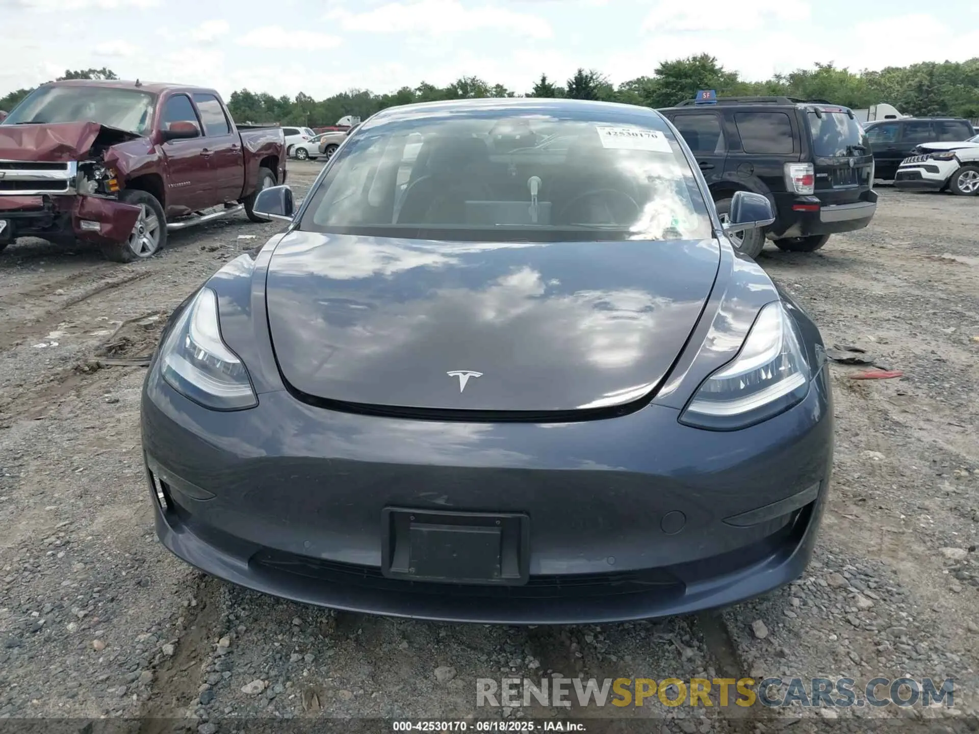 13 fotografías del automóvil dañado 5YJ3E1EB1KF205720 TESLA MODEL 3 2019