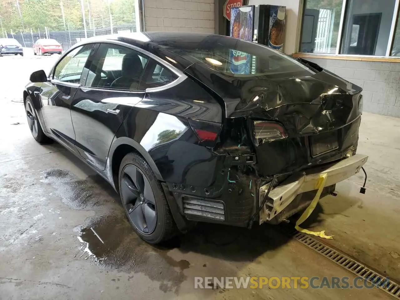3 fotografías del automóvil dañado 5YJ3E1EB1KF208763 TESLA MODEL 3 2019
