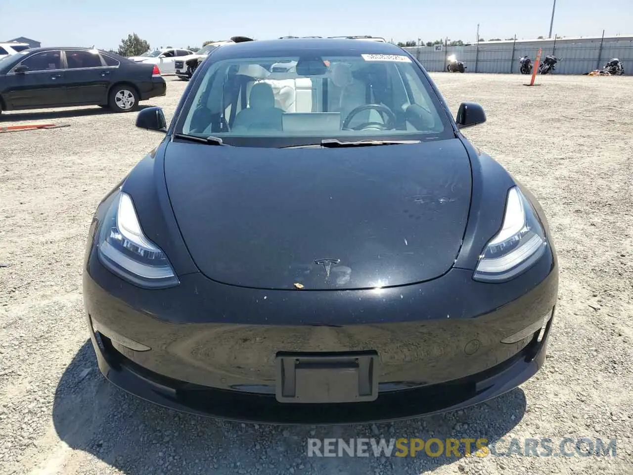 5 fotografías del automóvil dañado 5YJ3E1EB1KF231735 TESLA MODEL 3 2019