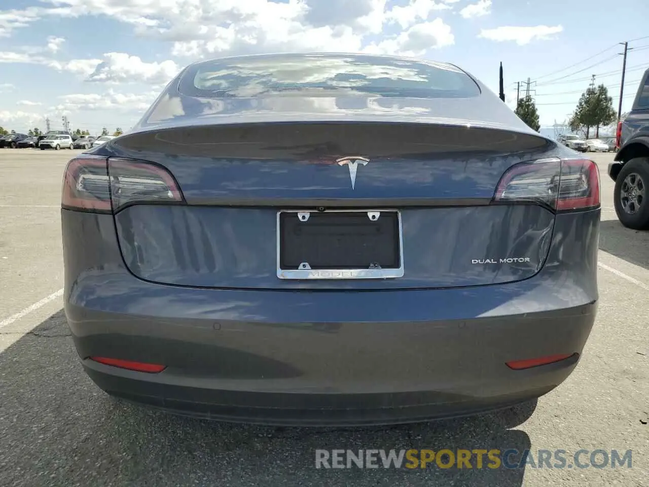 6 fotografías del automóvil dañado 5YJ3E1EB1KF365368 TESLA MODEL 3 2019