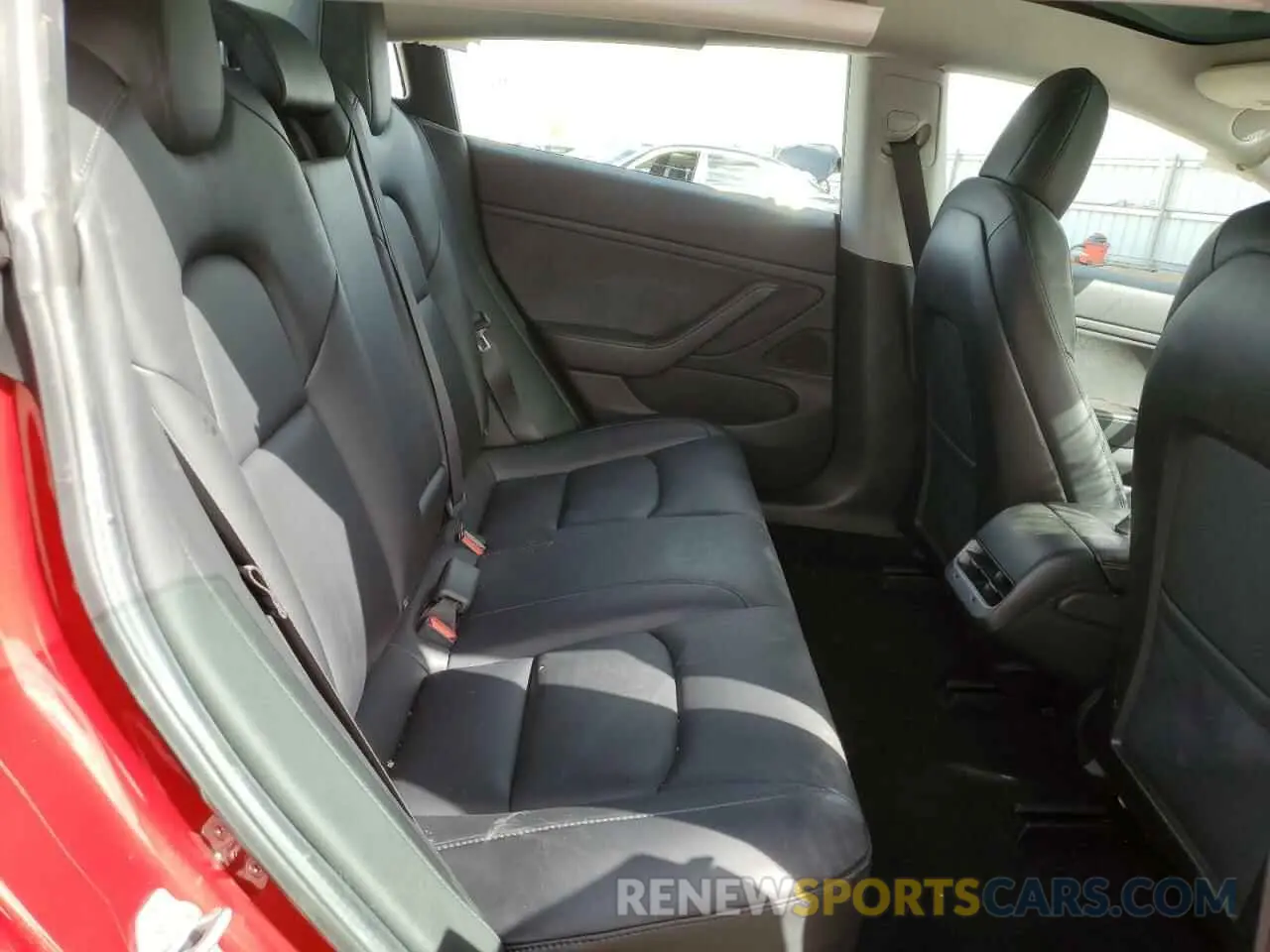 10 fotografías del automóvil dañado 5YJ3E1EB1KF387273 TESLA MODEL 3 2019