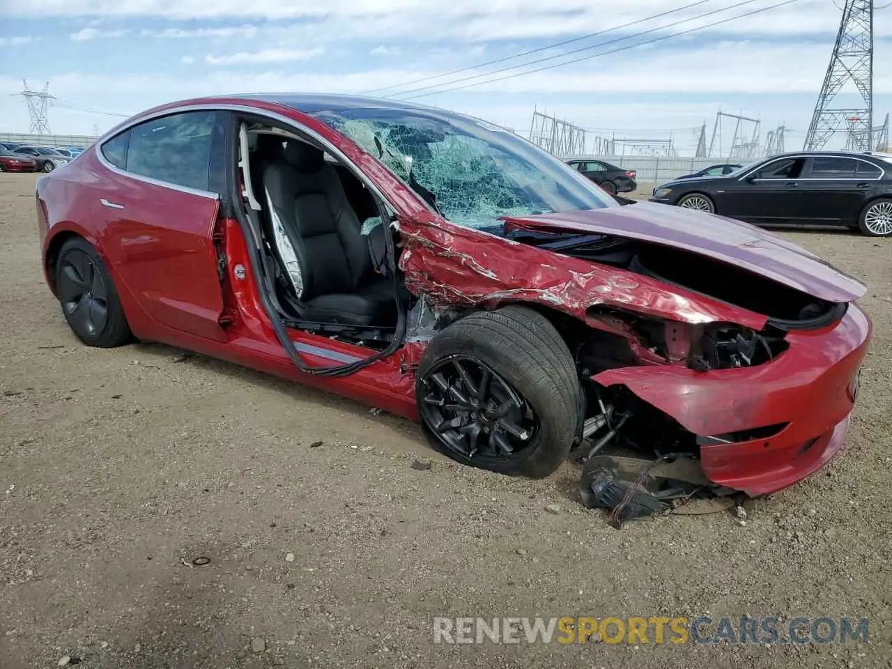 4 fotografías del automóvil dañado 5YJ3E1EB1KF387273 TESLA MODEL 3 2019