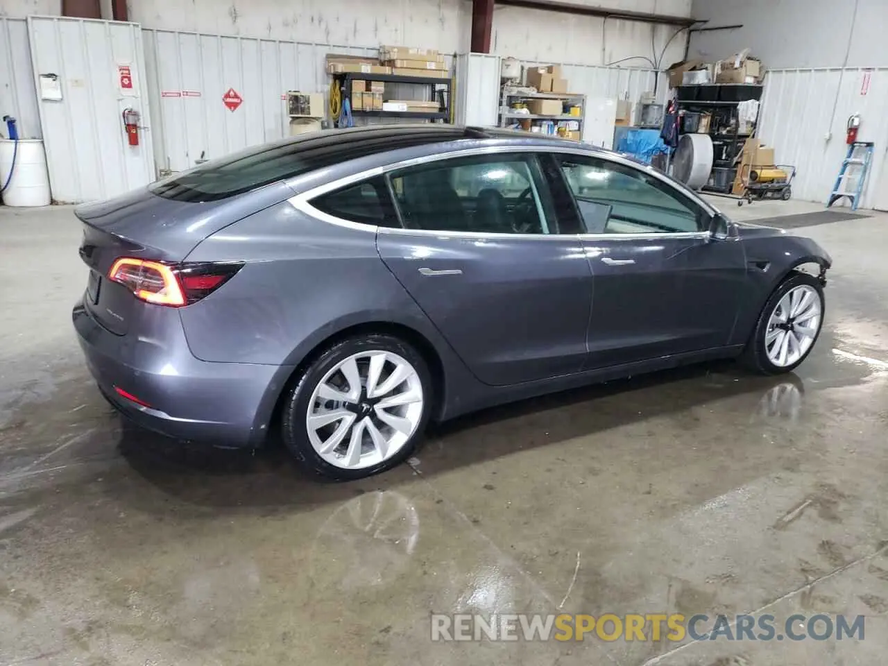 3 fotografías del automóvil dañado 5YJ3E1EB1KF389511 TESLA MODEL 3 2019