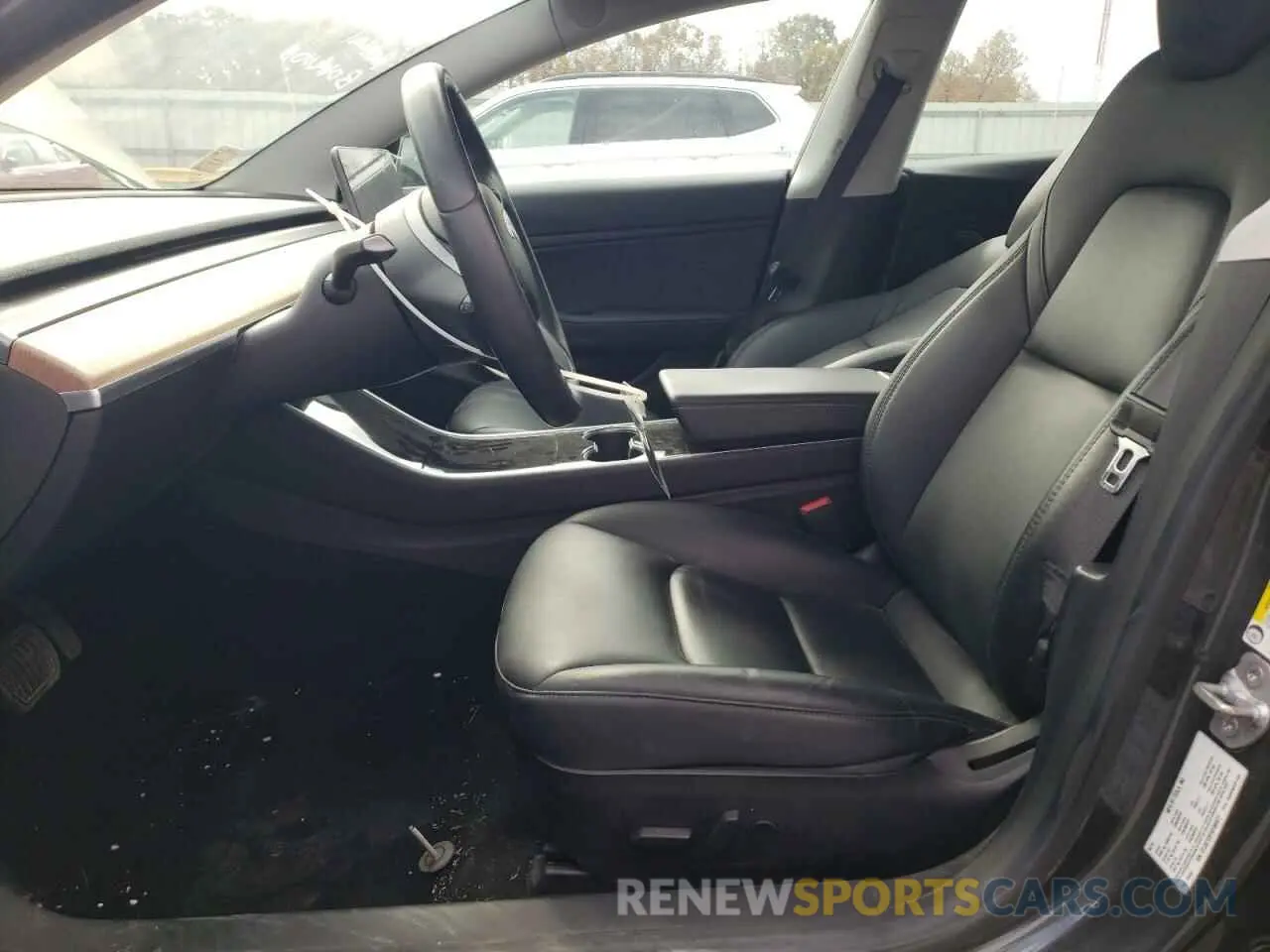 7 fotografías del automóvil dañado 5YJ3E1EB1KF389511 TESLA MODEL 3 2019