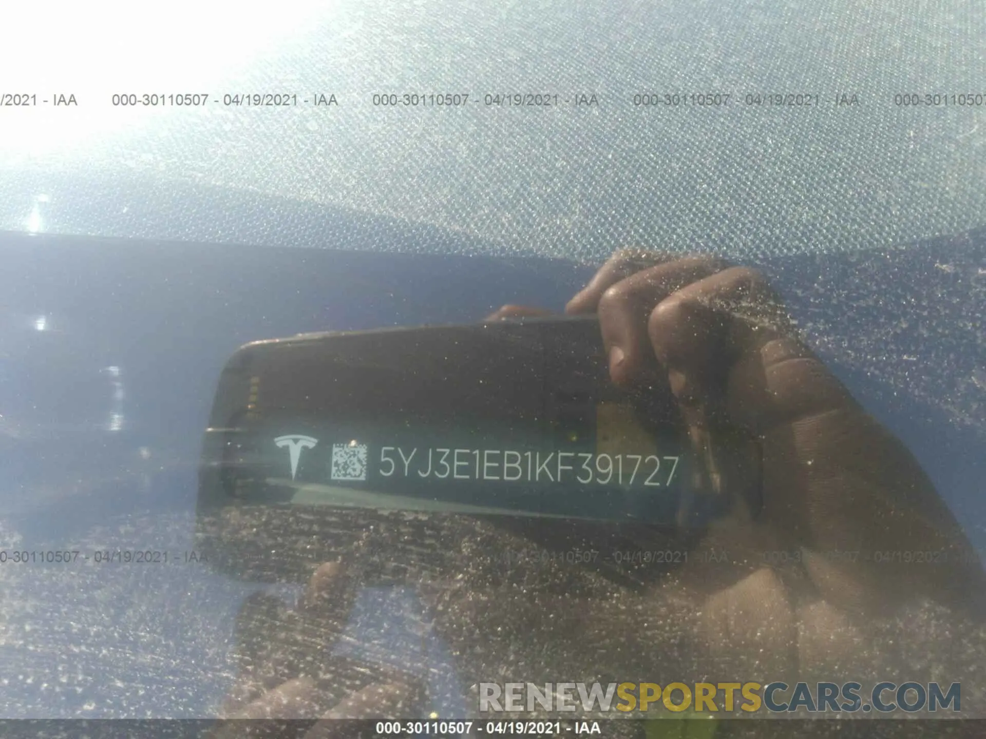 9 fotografías del automóvil dañado 5YJ3E1EB1KF391727 TESLA MODEL 3 2019