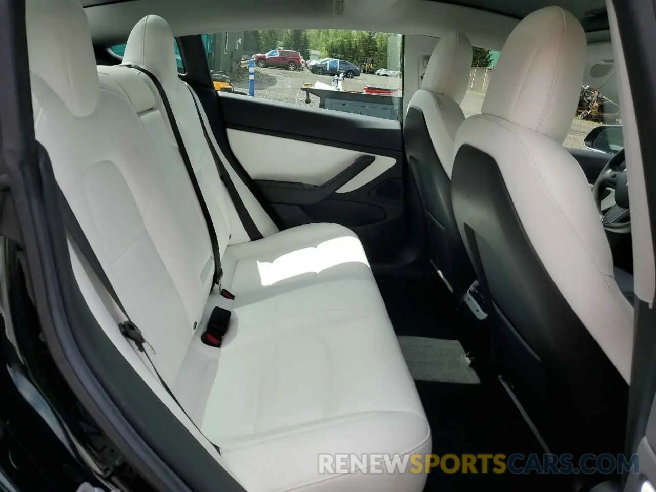 10 fotografías del automóvil dañado 5YJ3E1EB1KF421406 TESLA MODEL 3 2019