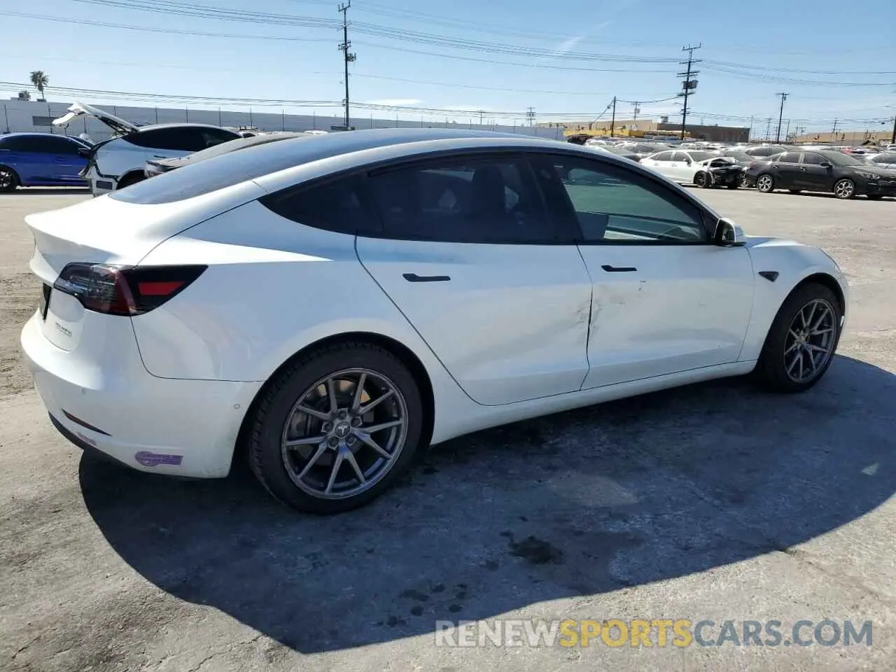 3 fotografías del automóvil dañado 5YJ3E1EB1KF433510 TESLA MODEL 3 2019