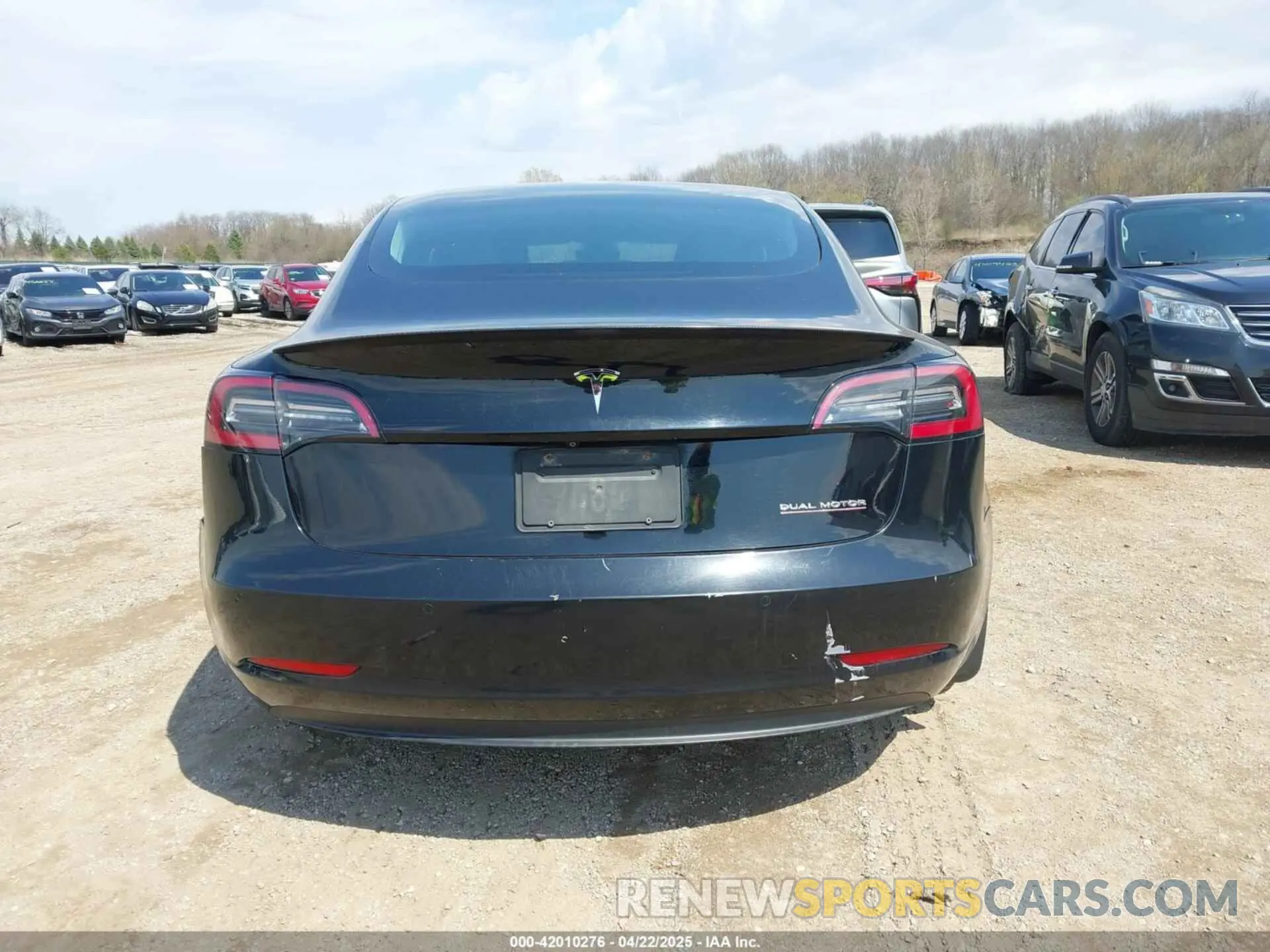 9 fotografías del automóvil dañado 5YJ3E1EB1KF438335 TESLA MODEL 3 2019