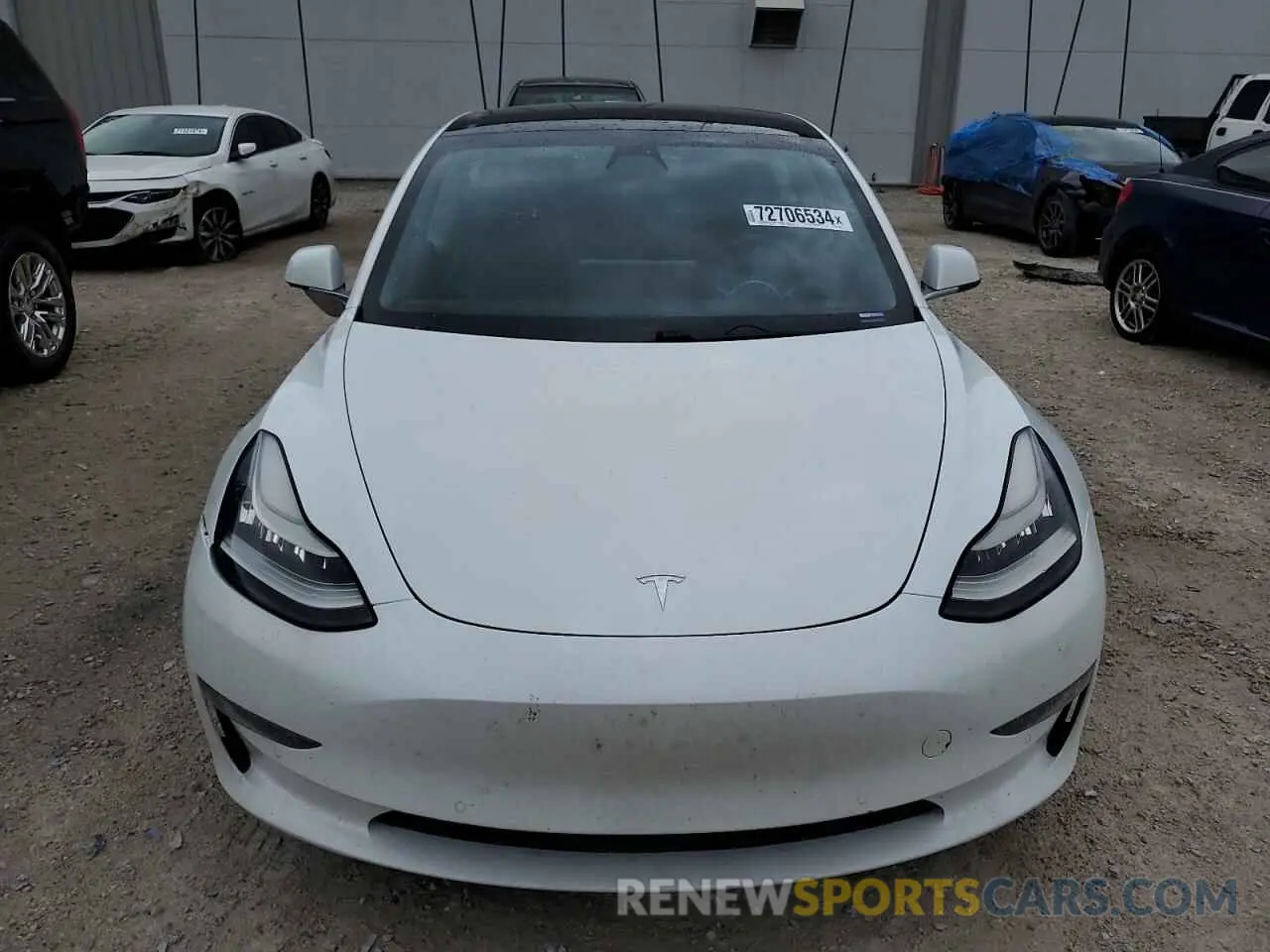 5 fotografías del automóvil dañado 5YJ3E1EB1KF493805 TESLA MODEL 3 2019