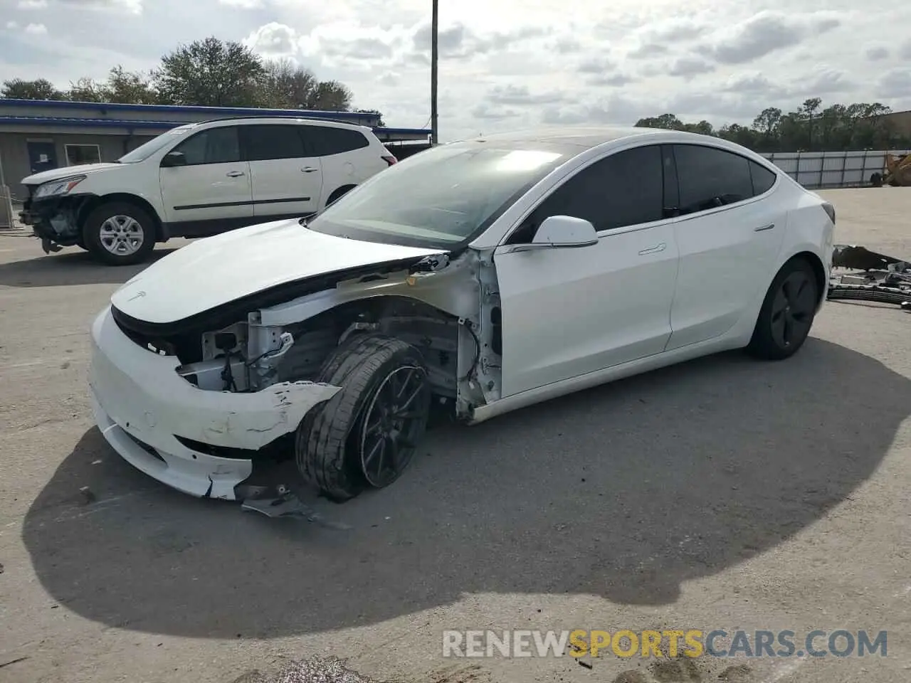 1 fotografías del automóvil dañado 5YJ3E1EB1KF494727 TESLA MODEL 3 2019