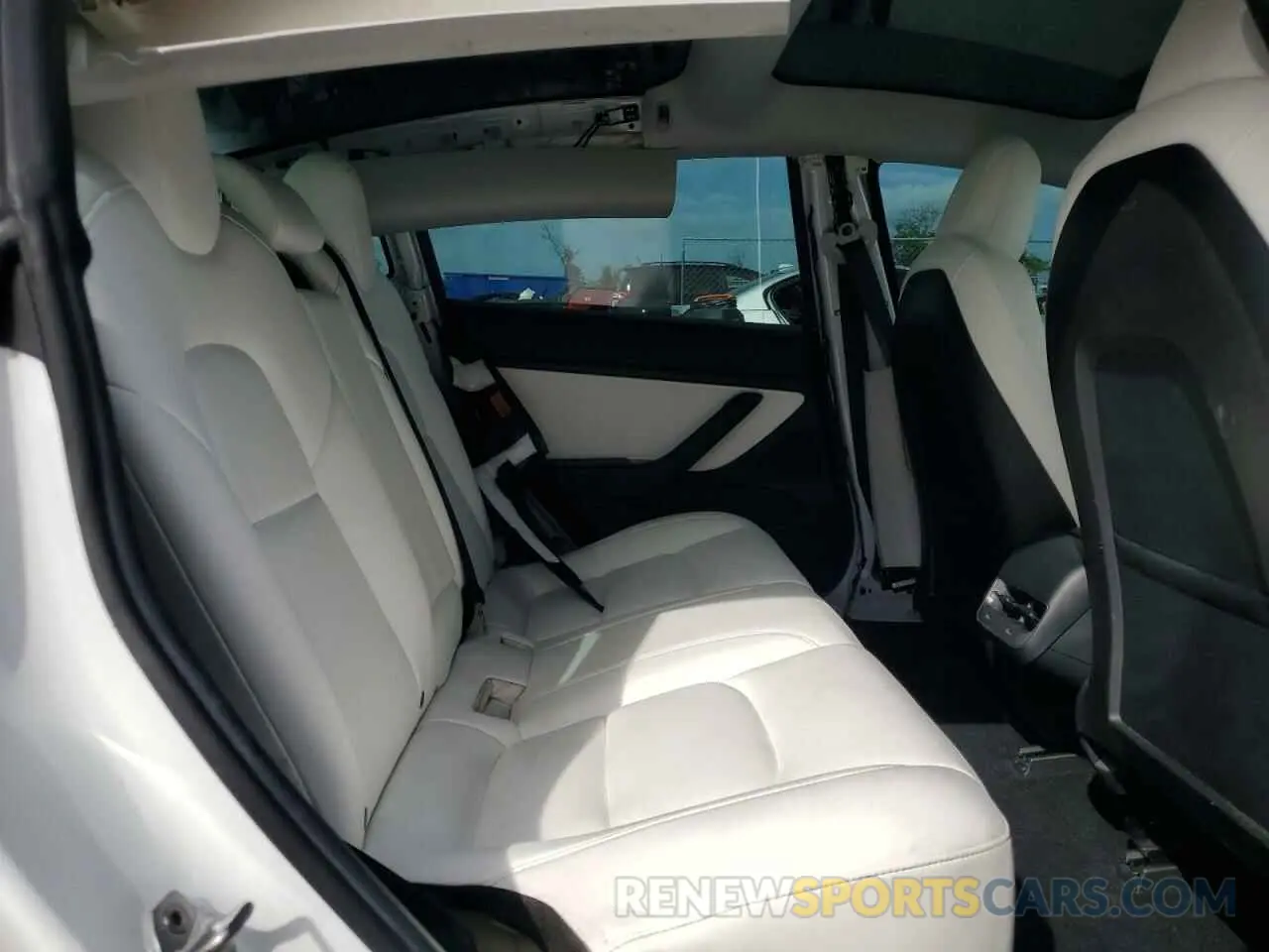 10 fotografías del automóvil dañado 5YJ3E1EB1KF494727 TESLA MODEL 3 2019
