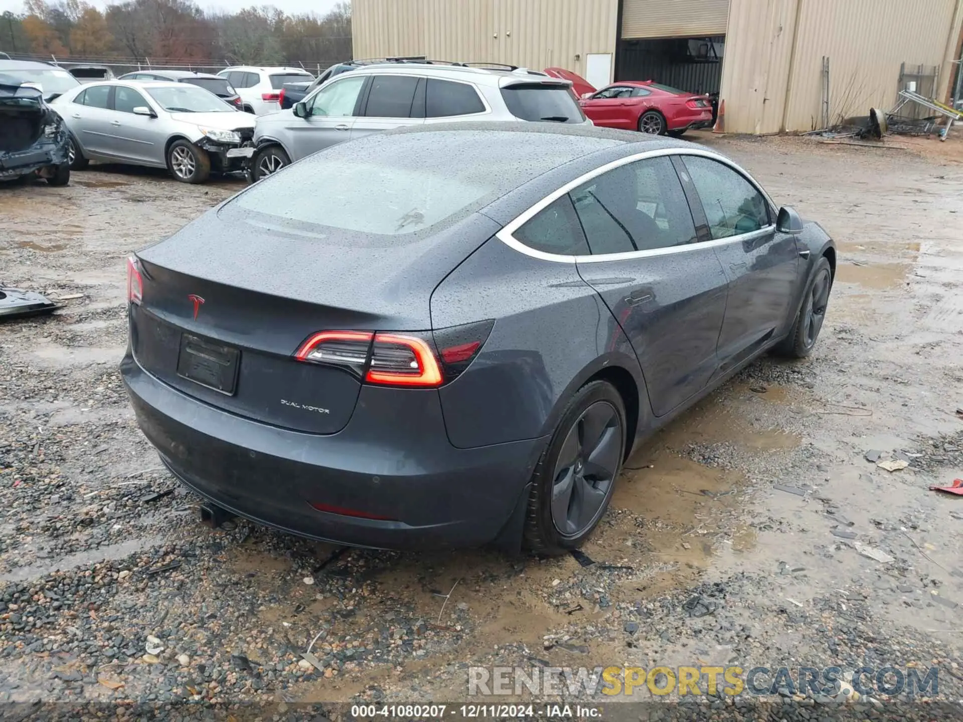 4 fotografías del automóvil dañado 5YJ3E1EB1KF510375 TESLA MODEL 3 2019