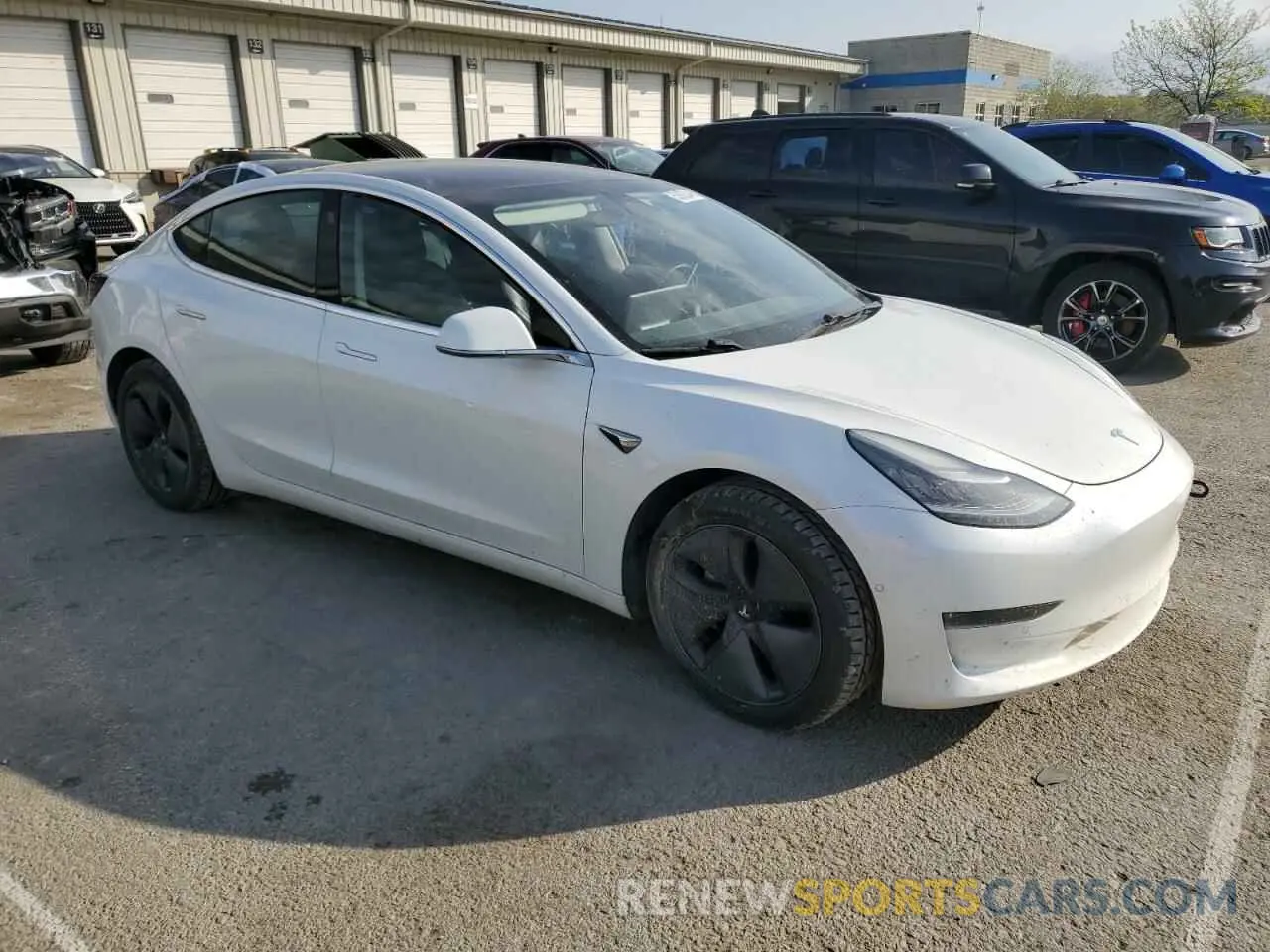 4 fotografías del automóvil dañado 5YJ3E1EB1KF510554 TESLA MODEL 3 2019