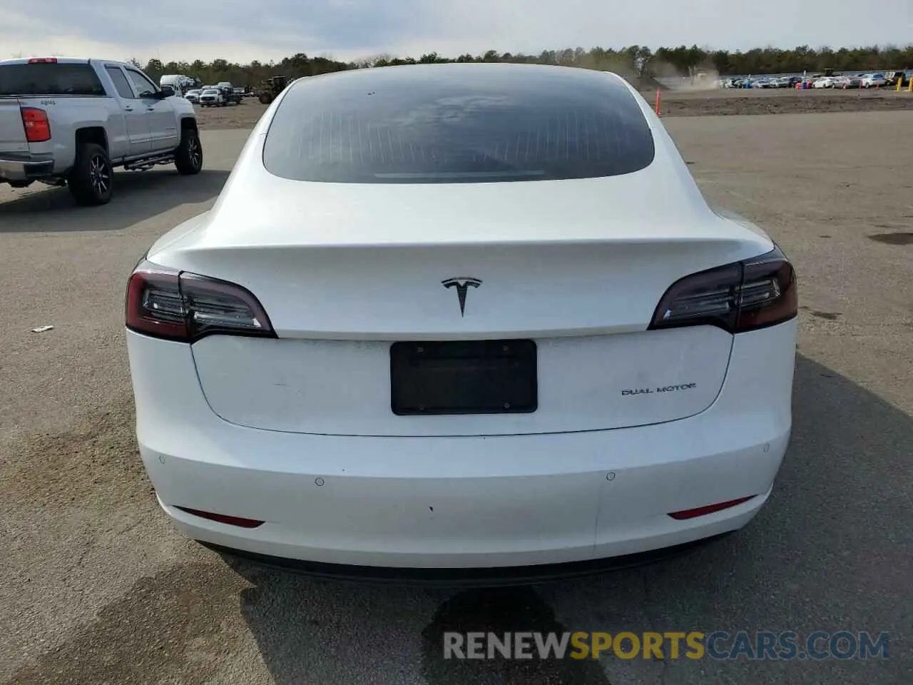 6 fotografías del automóvil dañado 5YJ3E1EB1KF513454 TESLA MODEL 3 2019