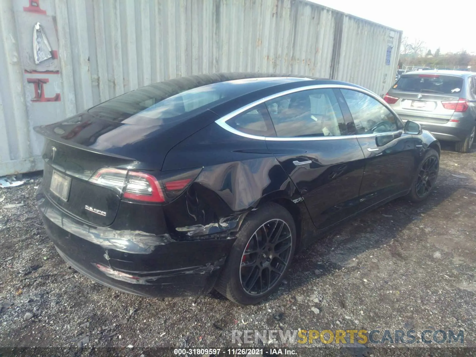 4 fotografías del automóvil dañado 5YJ3E1EB2KF213969 TESLA MODEL 3 2019