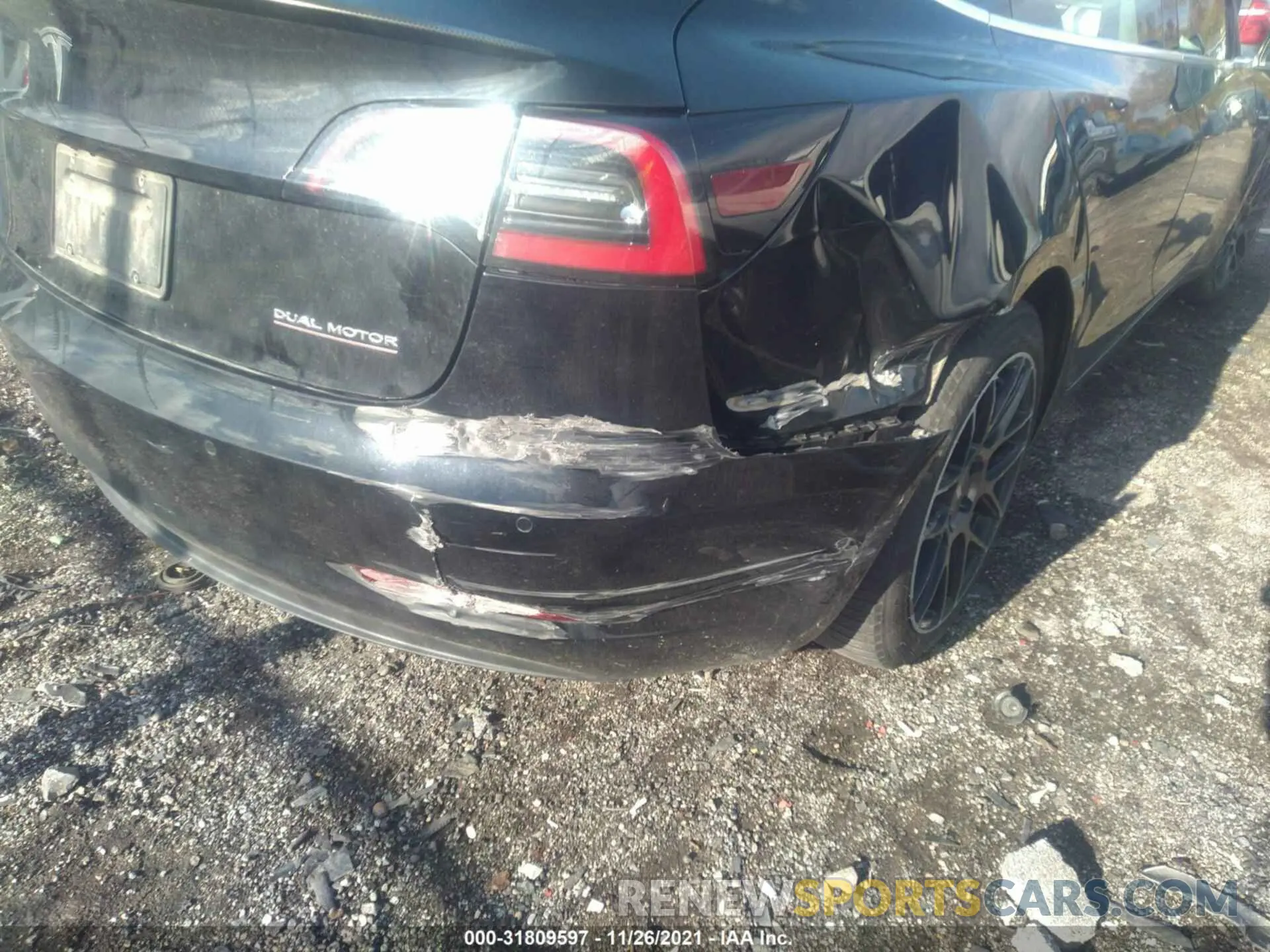 6 fotografías del automóvil dañado 5YJ3E1EB2KF213969 TESLA MODEL 3 2019