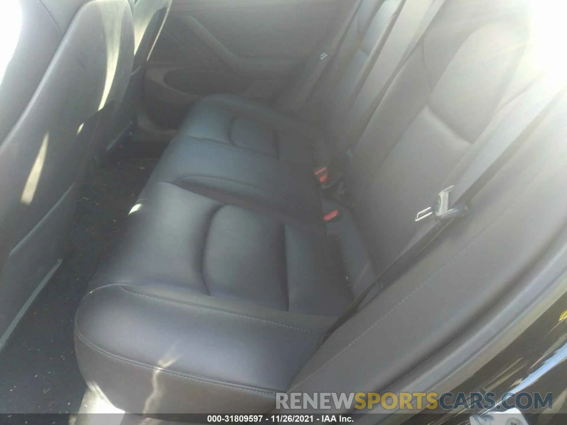 8 fotografías del automóvil dañado 5YJ3E1EB2KF213969 TESLA MODEL 3 2019