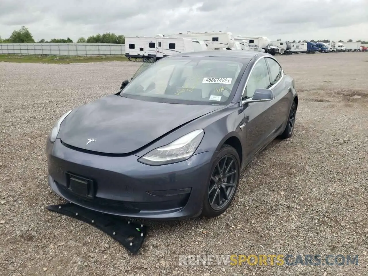 2 fotografías del automóvil dañado 5YJ3E1EB2KF365847 TESLA MODEL 3 2019