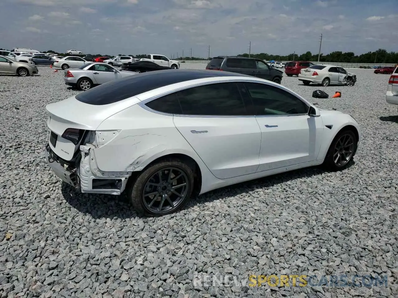3 fotografías del automóvil dañado 5YJ3E1EB2KF391185 TESLA MODEL 3 2019