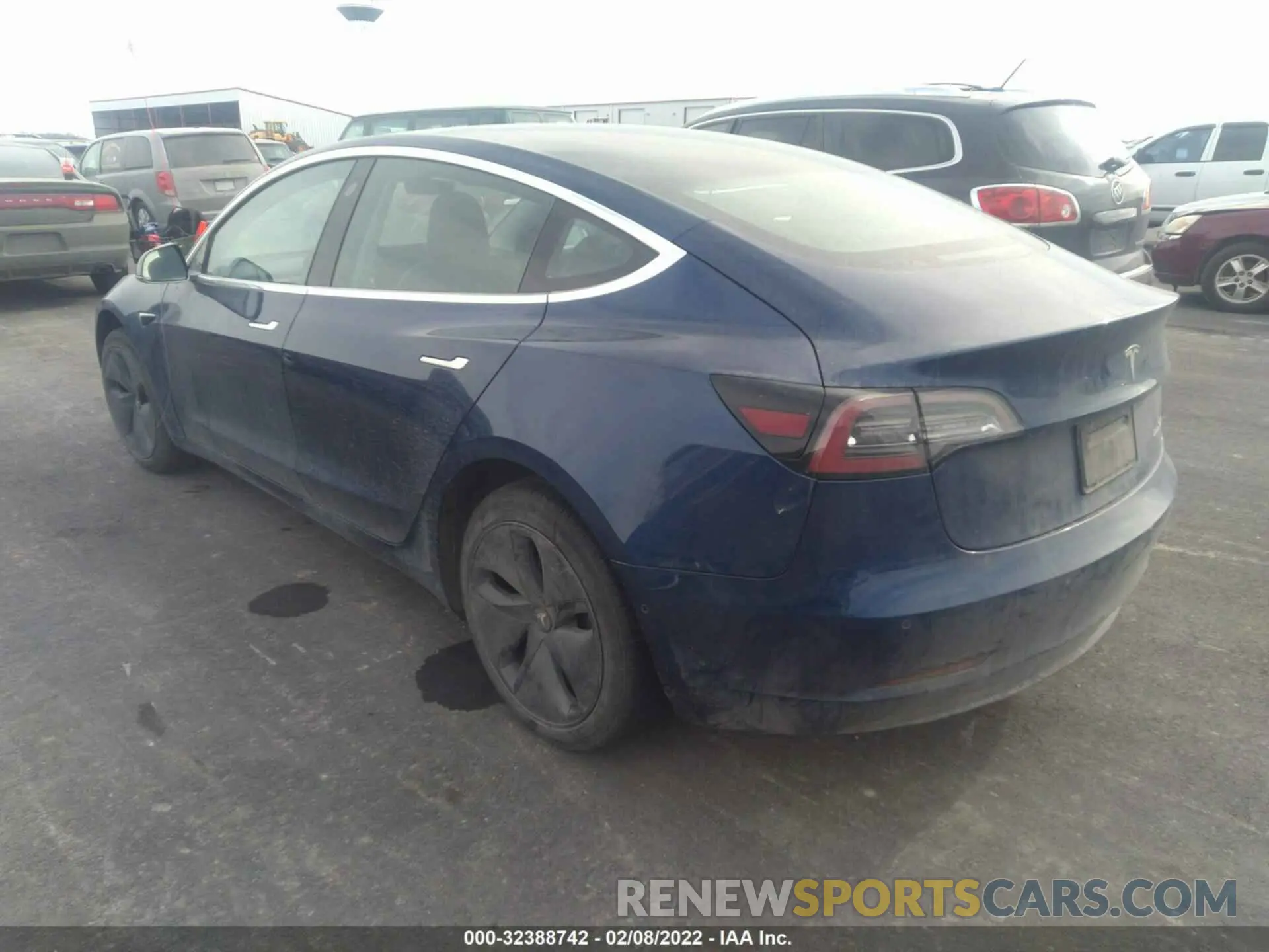 3 fotografías del automóvil dañado 5YJ3E1EB2KF418305 TESLA MODEL 3 2019