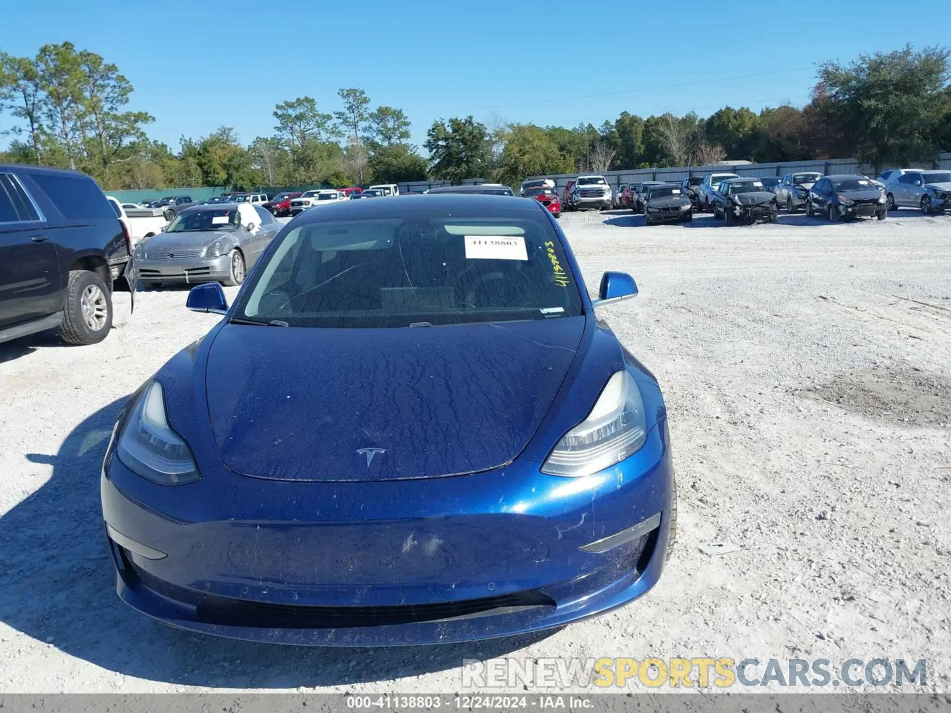 13 fotografías del automóvil dañado 5YJ3E1EB2KF437372 TESLA MODEL 3 2019