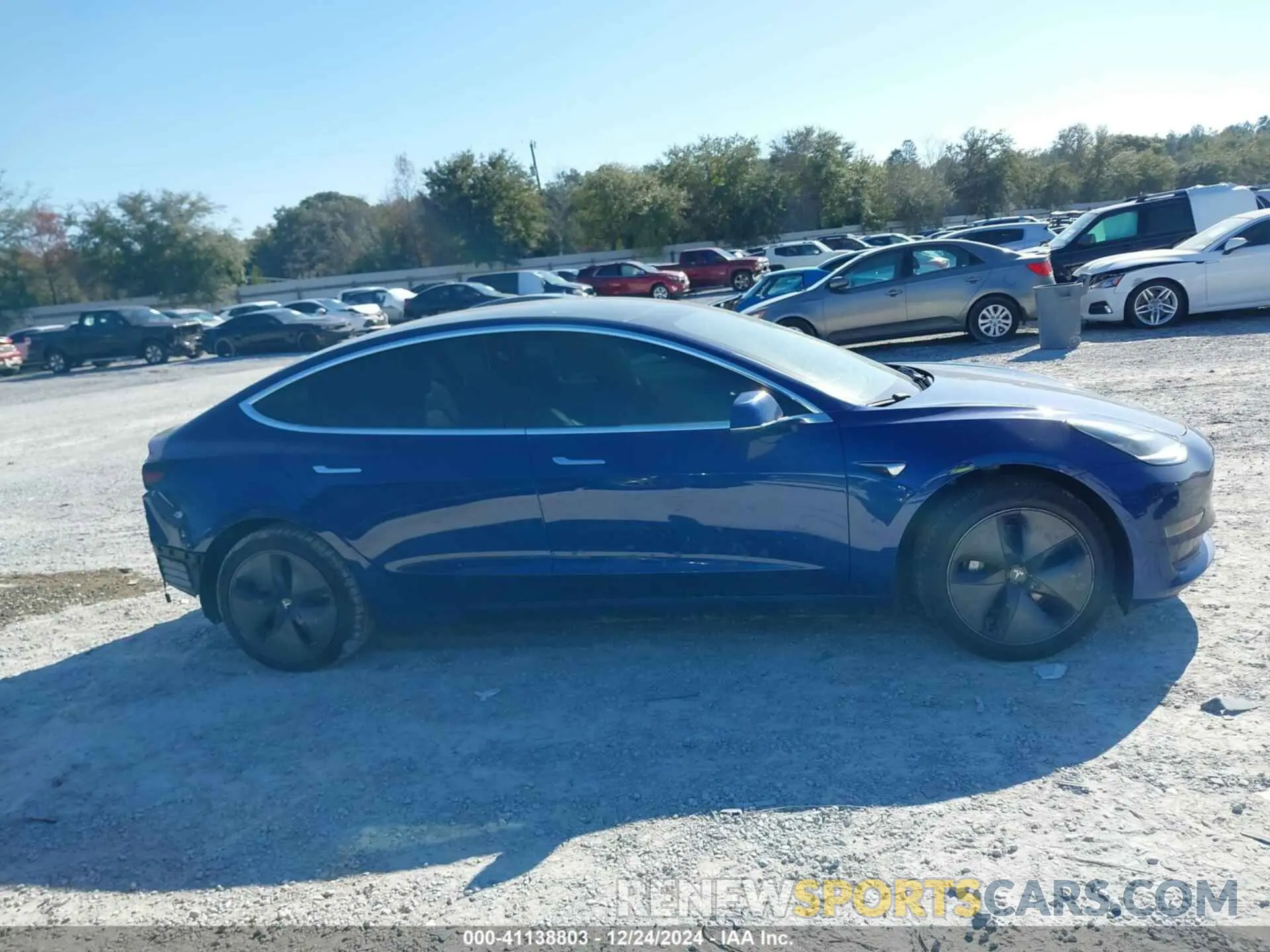 14 fotografías del automóvil dañado 5YJ3E1EB2KF437372 TESLA MODEL 3 2019